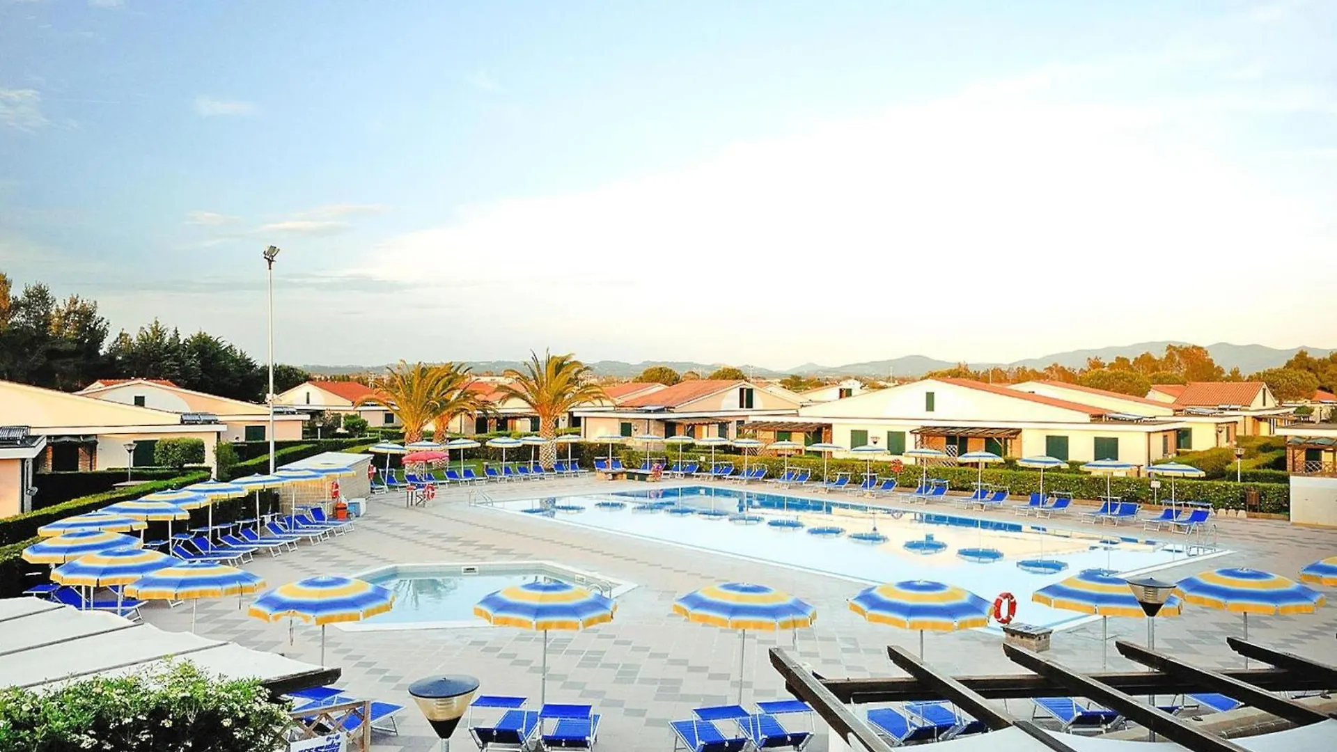 Apartment La Cecinella In Cecina Mare Marina di Cecina
