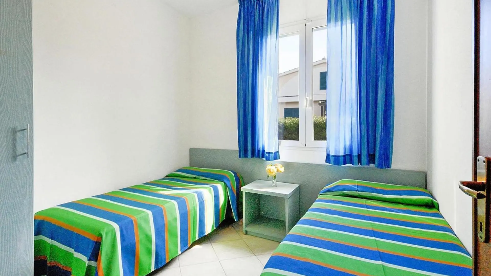 Apartment La Cecinella In Cecina Mare Marina di Cecina