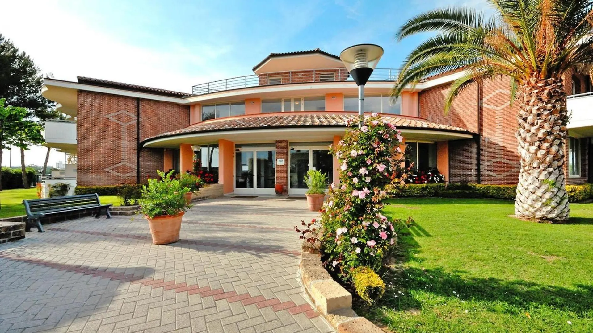 Apartment La Cecinella In Cecina Mare Marina di Cecina Italien